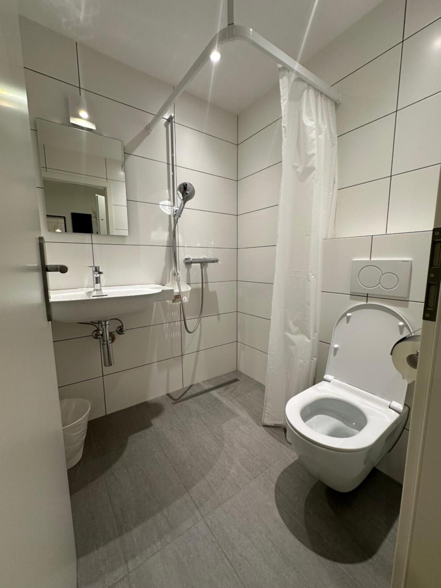 Hotel Restaurant Krebs Grenchen Exteriör bild