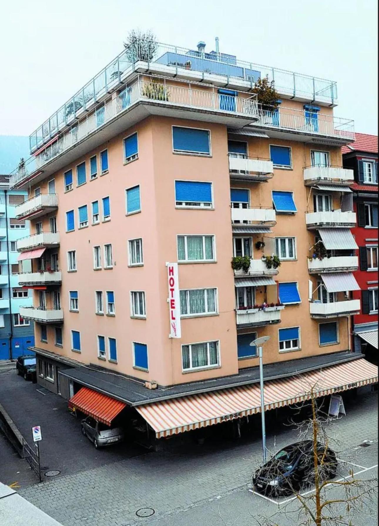 Hotel Restaurant Krebs Grenchen Exteriör bild