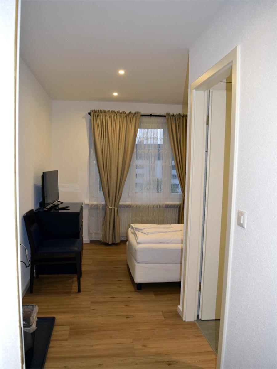 Hotel Restaurant Krebs Grenchen Exteriör bild