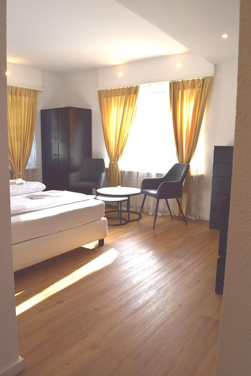 Hotel Restaurant Krebs Grenchen Exteriör bild